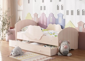 Кровать детская Тучка с ящиком, корпус Дуб млечный, фасад Дуб млечный в Комсомольске-на-Амуре
