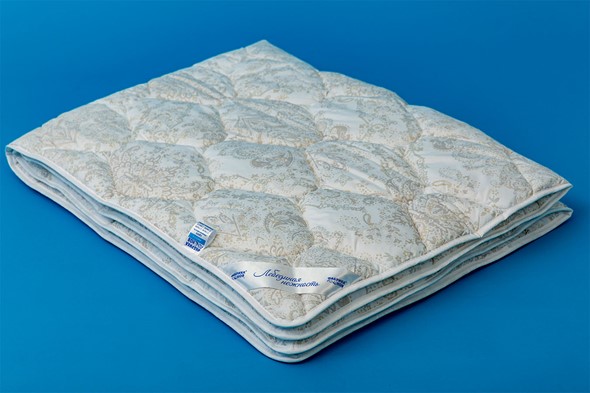 Одеяло всесезонное полутороспальное Лебединая нежность в Хабаровске - изображение